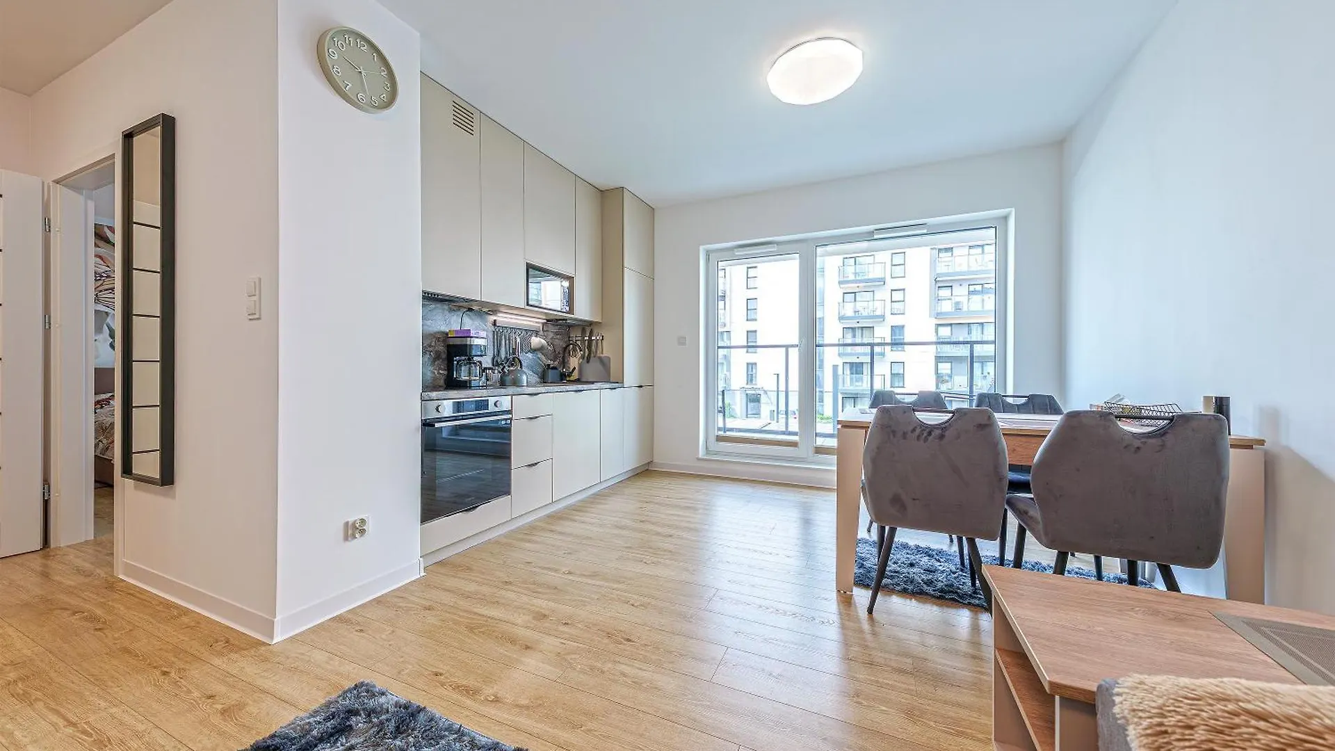 Starowiejska 48 Comfort Apartmentss kontakt